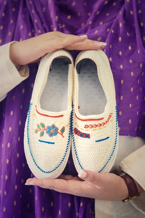 20250810_160539 گیوه کد01- طرح شادی