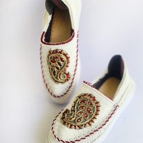 گیوه کد 01 – طرح بته جقه
